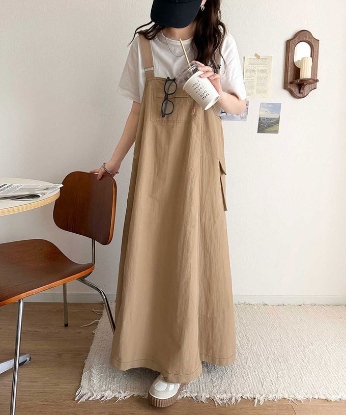 日本 Classical Elf - Java 工裝風舒適傘擺尼龍吊帶裙-軍綠