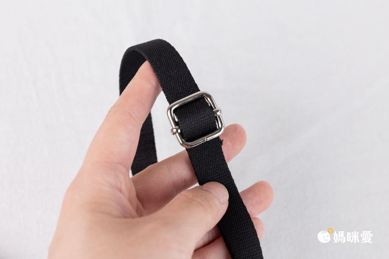 日本 KEYUCA - [撥水加工] 休閒輕量隨身側背包-氣質米 (21x5x16cm)