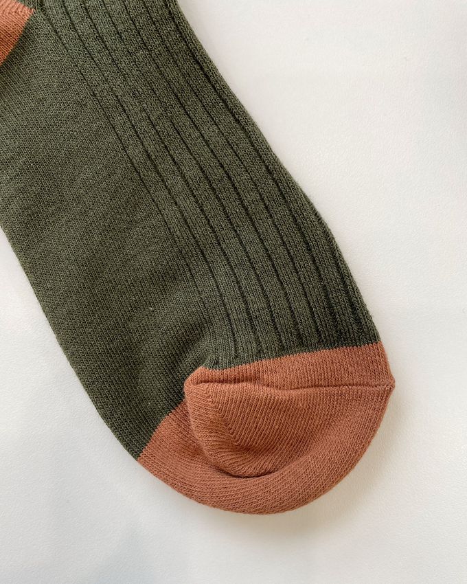 韓國Marian - 笑臉刺繡撞色中筒襪-奶油色 (Free)