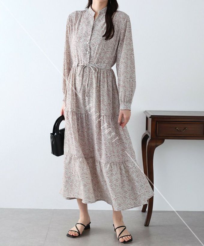 日本 BLUE EAST - [人氣款]簡約抽繩收腰長袖洋裝-浪漫花草-咖啡