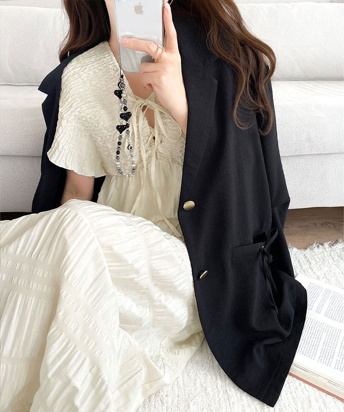 日本 Classical Elf - mily bilet 夢幻光澤感皺摺綁帶寬袖洋裝-黑