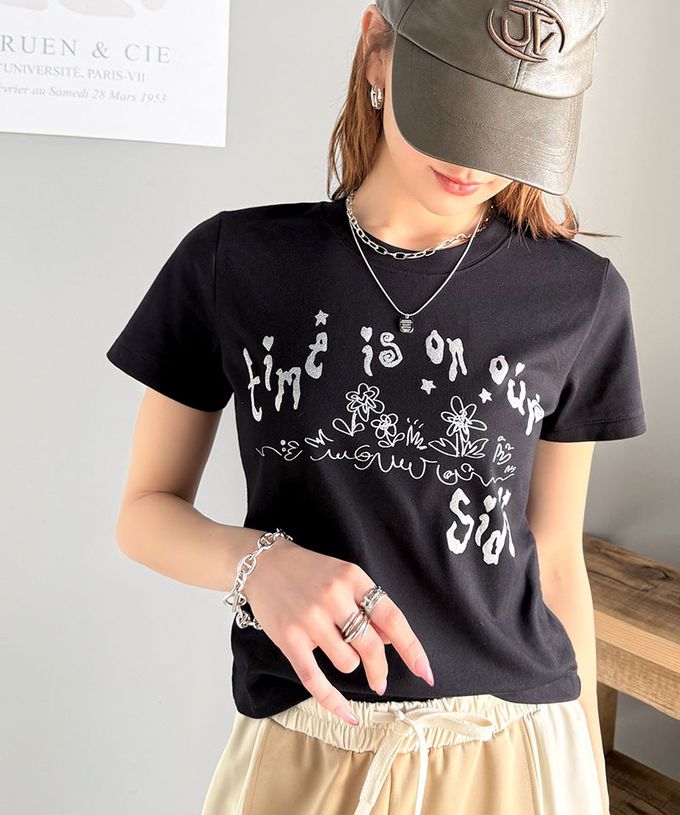 日本 Classical Elf - mily bilet 燙銀俏麗印花短袖上衣-黑