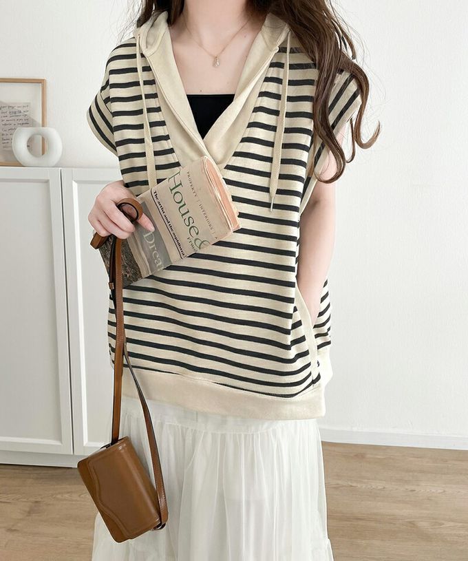 日本 Classical Elf - Java 深V領休閒寬短袖連帽上衣-象牙白