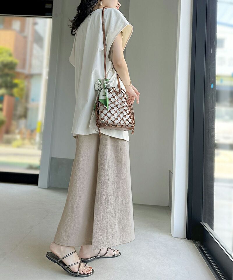 日本 Classical Elf - 極簡圓領修身無袖洋裝-黑