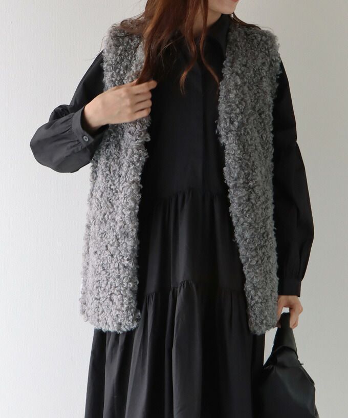 日本 BLUE EAST - 時尚毛絨開襟背心-白