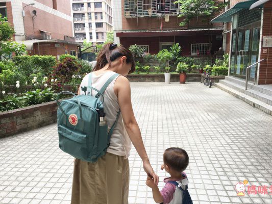 FJALLRAVEN - Kanken Classic後背包-深紫/紫羅蘭 (27x13x38cm)