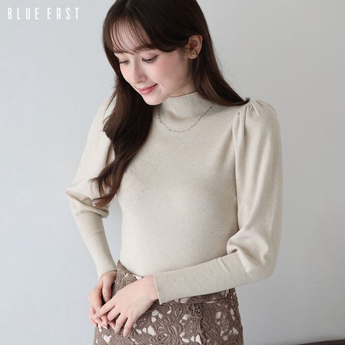 日本 BLUE EAST - 宮廷風百搭針織微高領長袖上衣-米杏