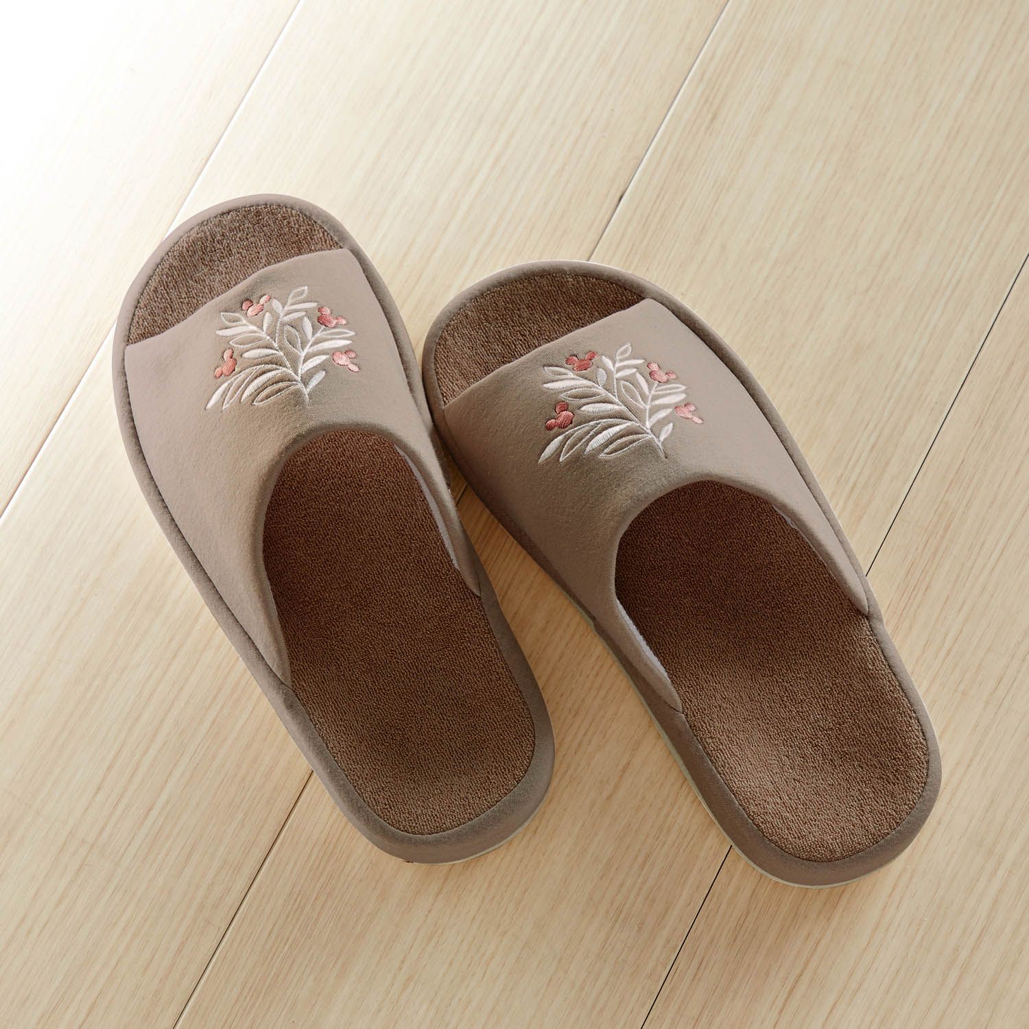 日本千趣會 - 迪士尼室內拖鞋(刺繡)-米奇頭樹葉-粉