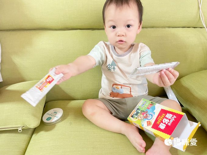 Adore愛多康 - 葉黃素晶晶凍20gx10入x一盒(效期2024/11/07)＋液態維生素Ｄ3_3.4ml(400IU)x一盒