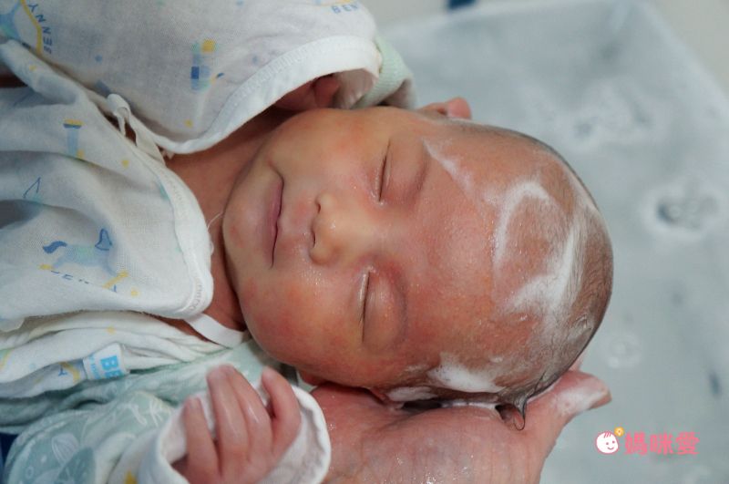 美國 UNID - U寶淨膚慕斯Baby Cleansing Foam-50ml