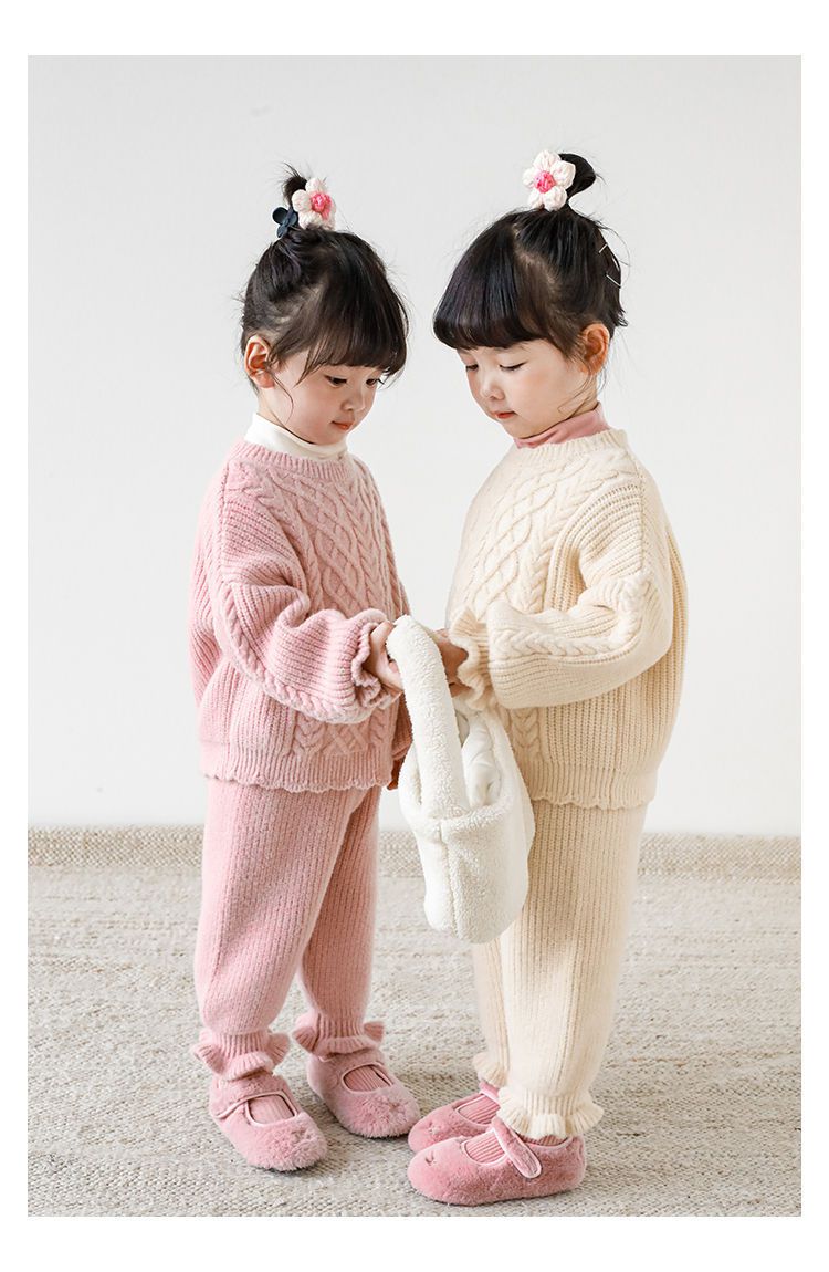 TONGMO - 復古針織花邊長褲-卡其色