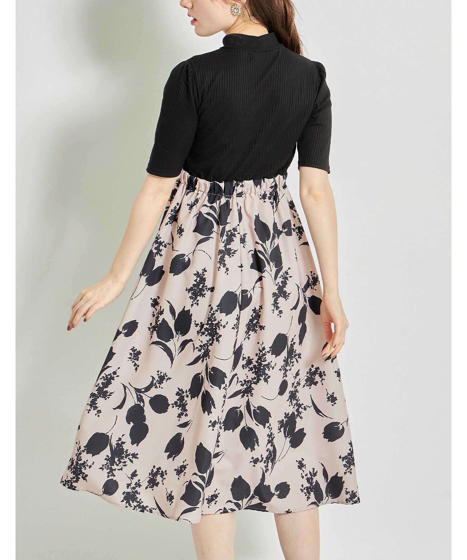 日本 tocco-closet - 修身羅紋拼接洋裝-鬱金香-黑x杏