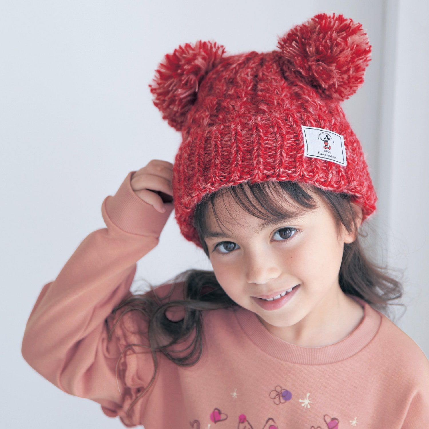 日本千趣會 - 迪士尼 可愛大絨球角色布標麻花毛帽-黑 (52~56cm)