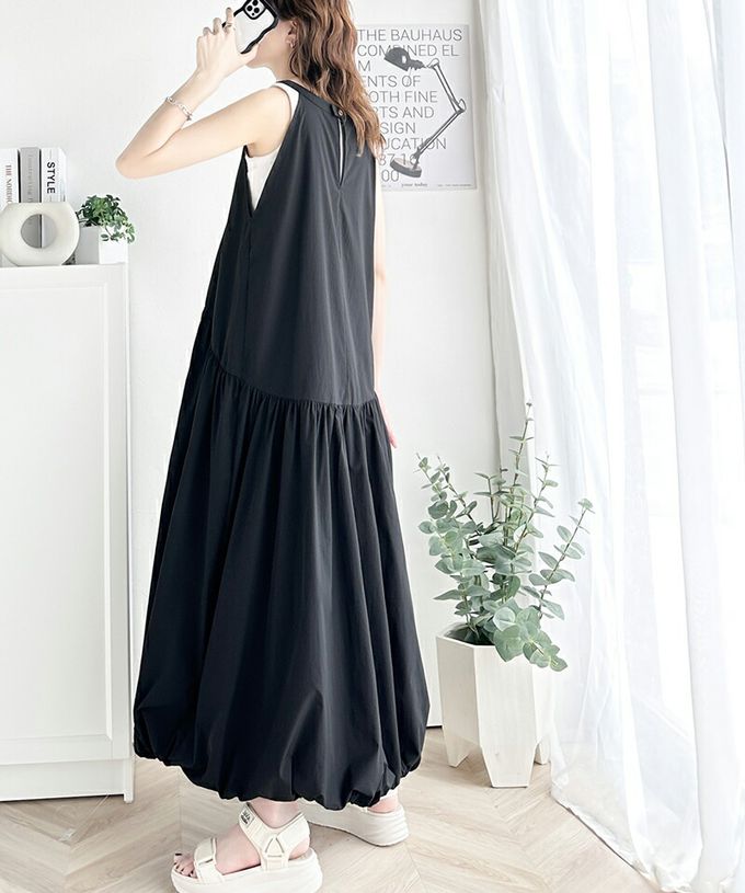 日本 Classical Elf - 簡約領氣球裙擺無袖洋裝-米杏