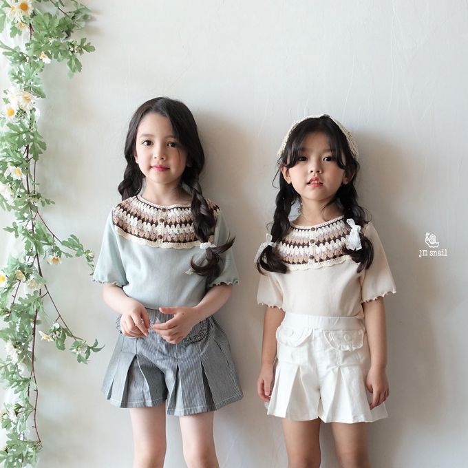韓國 Jmsnail - 胸前針織花邊裝飾短袖上衣-米白