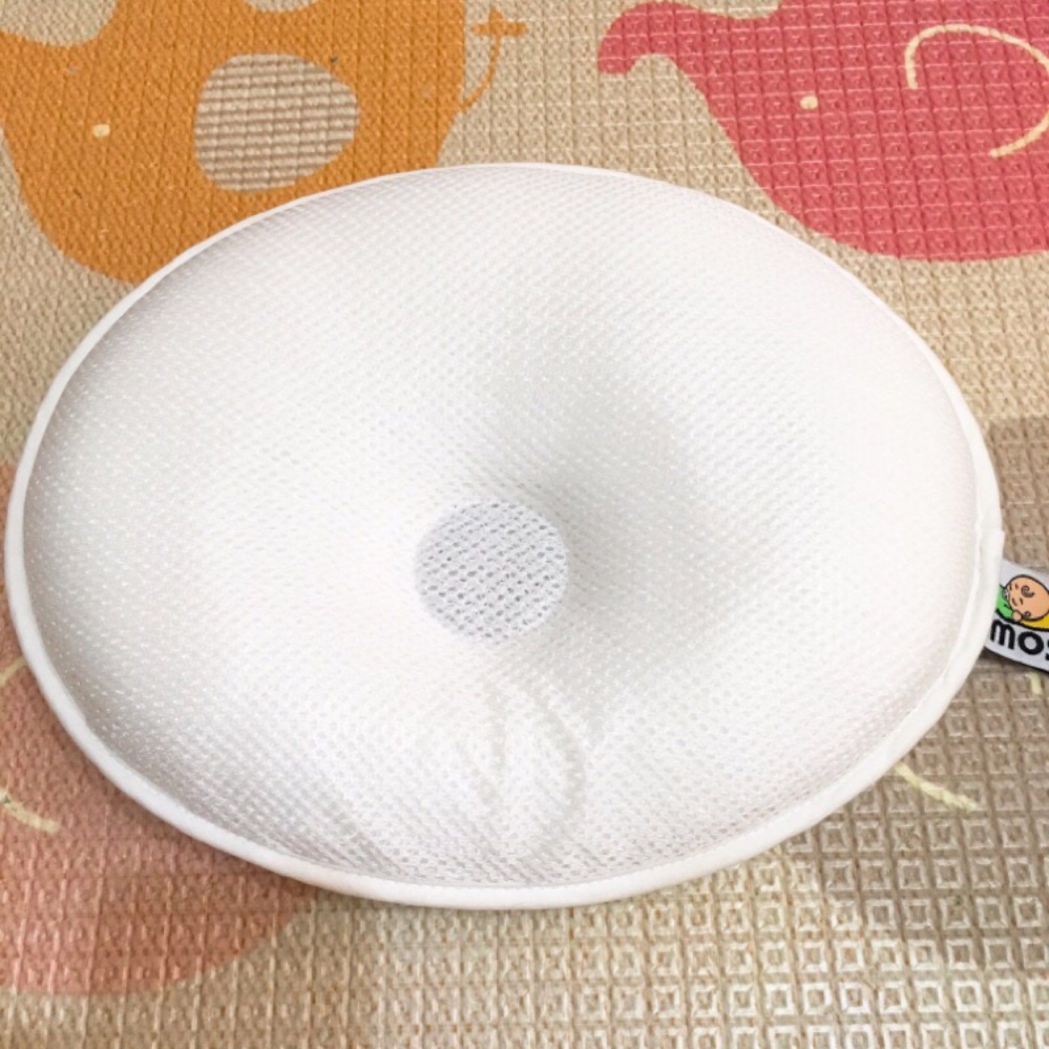 售 二手mimos3D超透氣完美頭型嬰兒枕（XL)