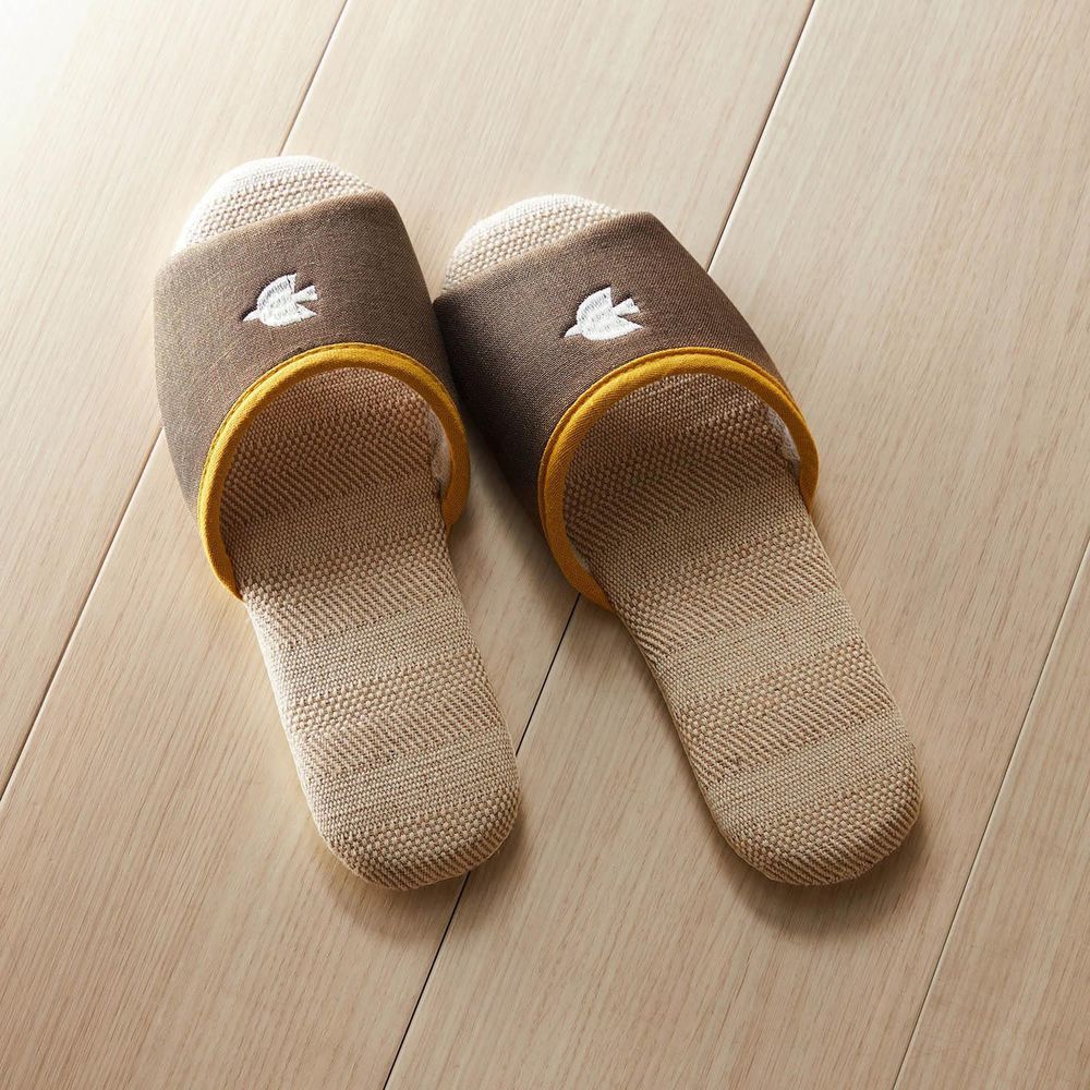 日本千趣會 - 麻料材質刺繡室內拖鞋-白鴿-咖啡
