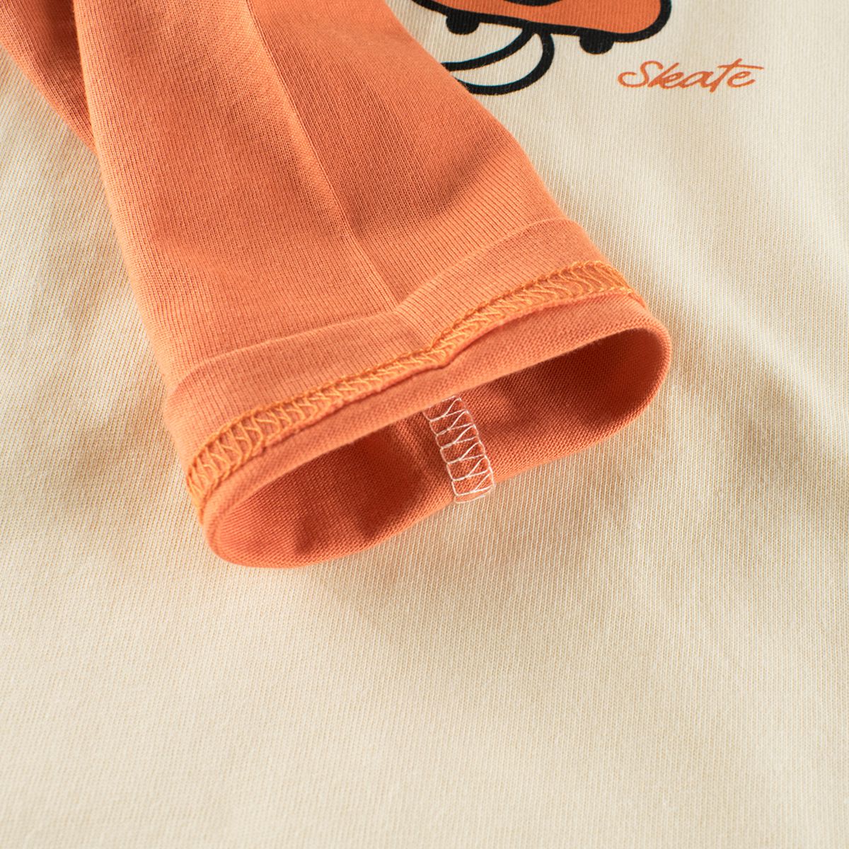 純棉圓領薄長袖上衣-滑板兔兔-杏+深橘