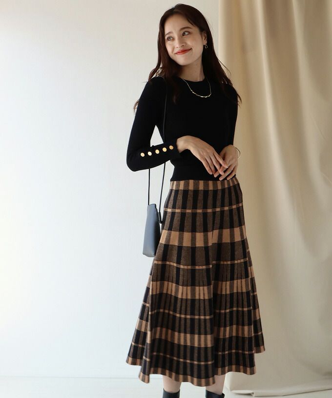 日本 BLUE EAST - 針織中長裙-格紋-杏黑