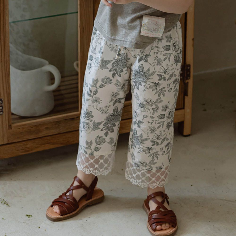 鬆緊腰古典花紋透膚蕾絲拼接長褲-黑灰