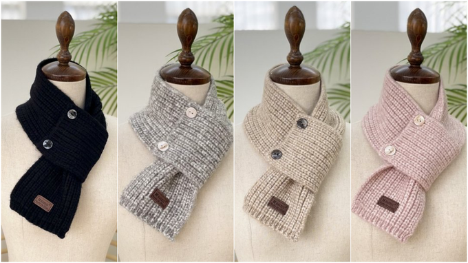 韓國 MAY - 針織鈕釦穿洞式圍巾-黑