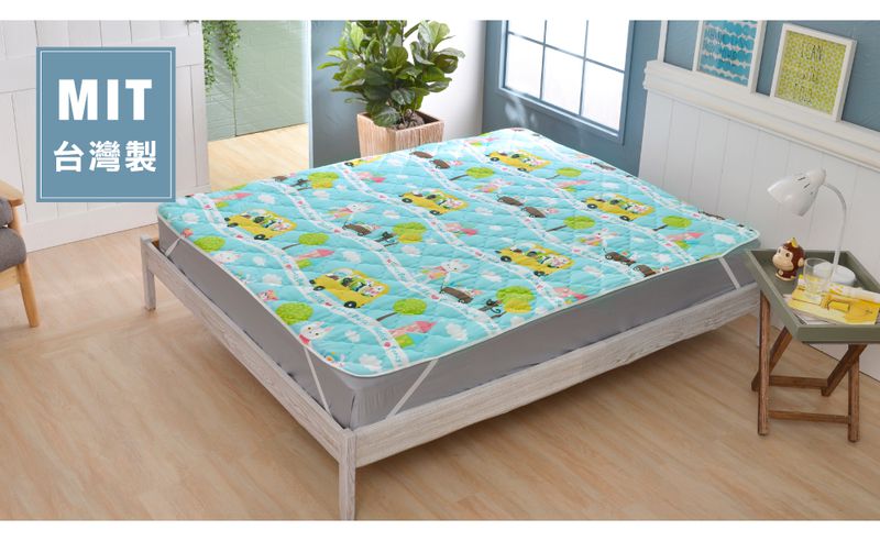 格蕾寢飾 Great Living - 義大利Fancy Belle X Malis 防蹣抗菌透氣防水平面式保潔墊-一起郊遊趣 (雙人)