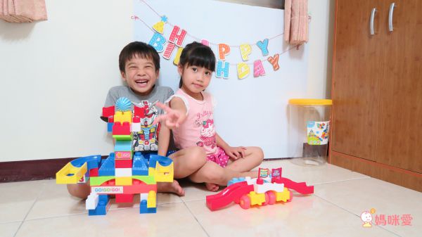 3 in 1 益智積木學習桌 ✖ 軌道滾球積木【獨家現省優惠】↗