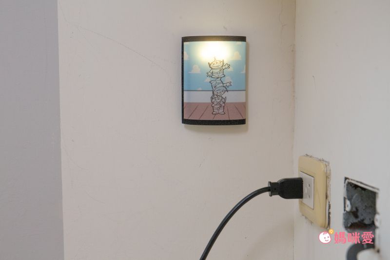 安撫寶貝不安情緒！日本角落生物療癒抱抱燈