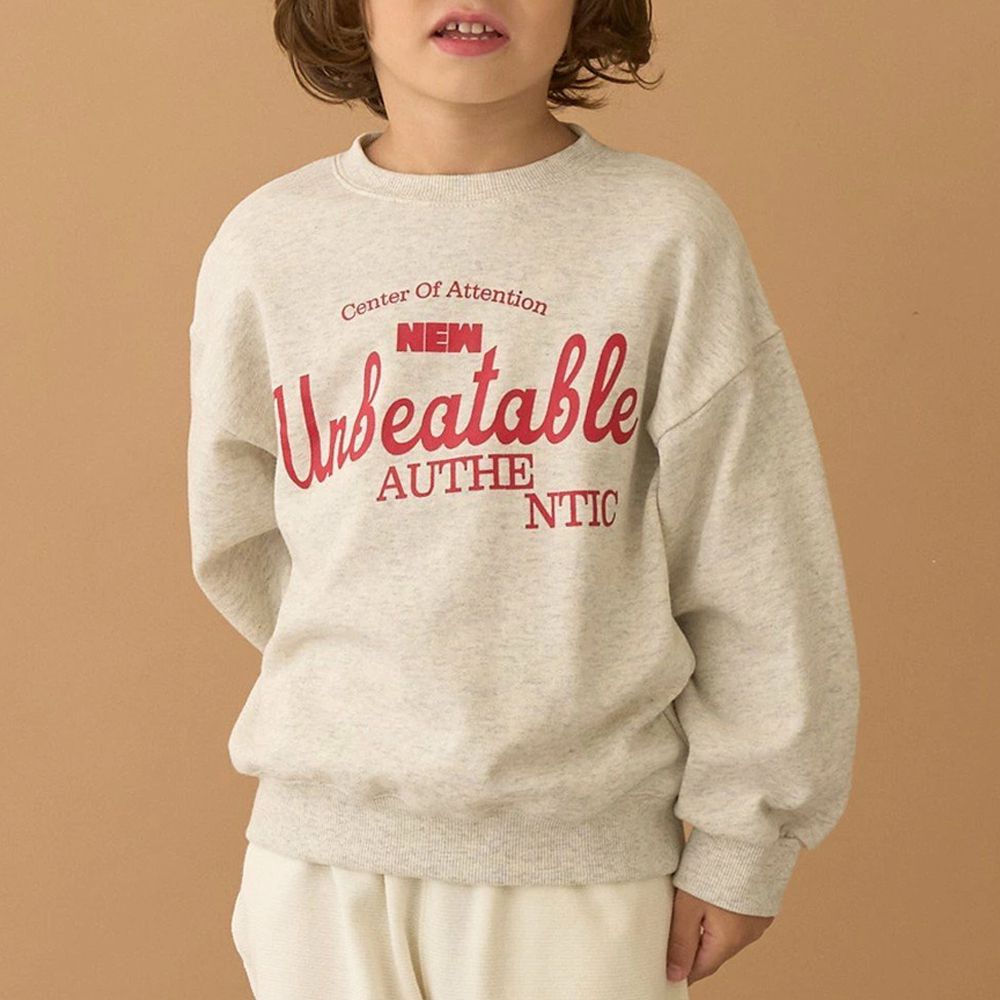 100%棉 美式印花縮口大學長袖上衣-燕麥