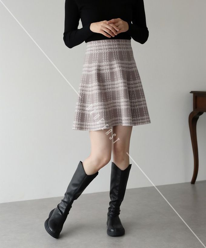 日本 BLUE EAST - 甜心格紋針織迷你短裙-深棕黑