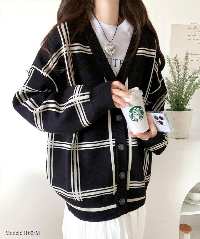 日本 Classical Elf - 歐風大格紋落肩針織外套-米杏