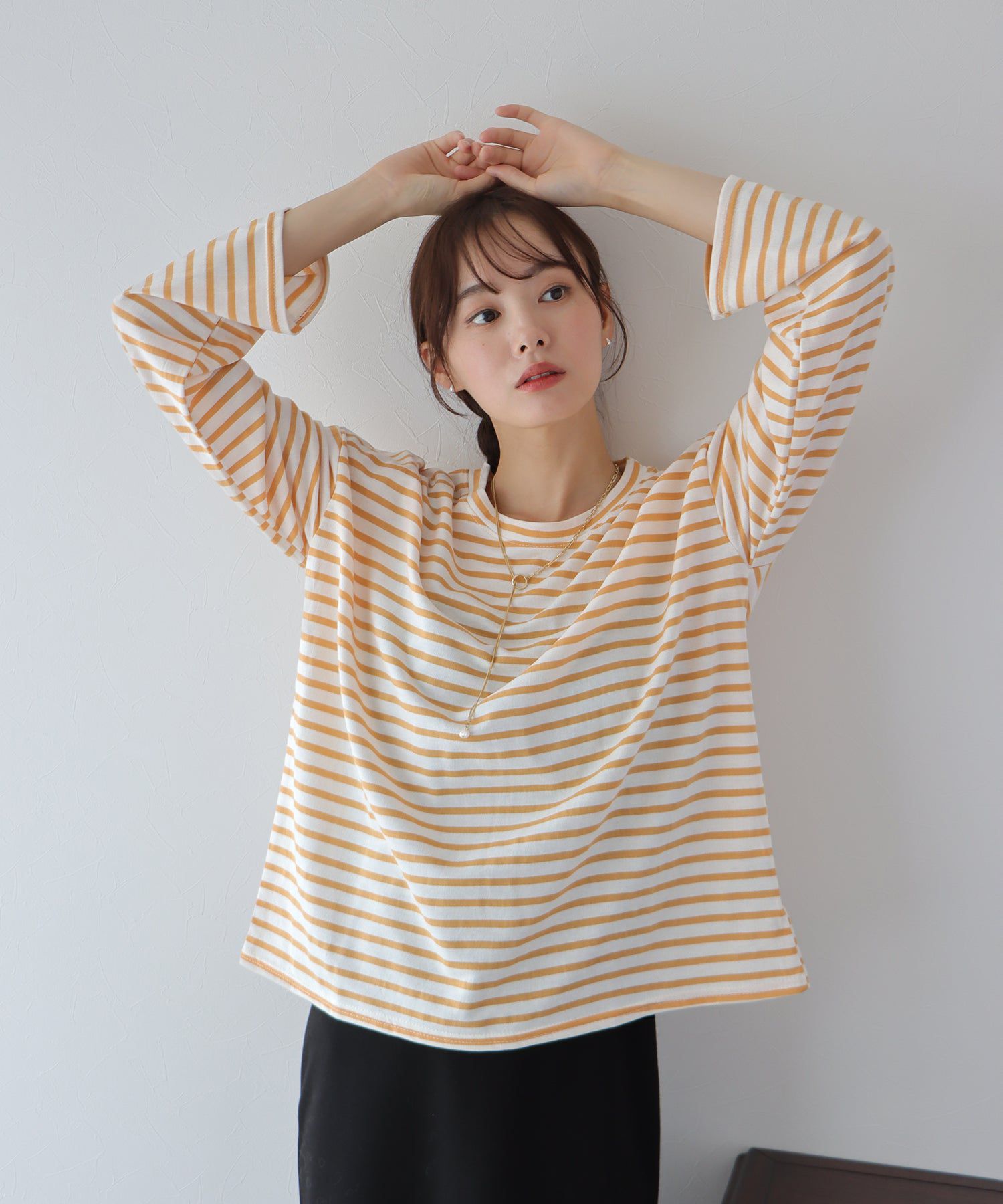 日本 BLUE EAST - 圓領百搭柔軟薄長袖上衣-條紋-深藍