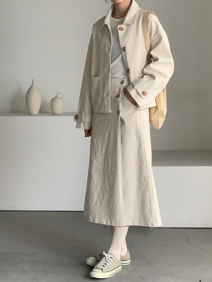 韓國女裝連線 - 後鬆緊鈕扣點綴A字長裙-米白 (FREE)