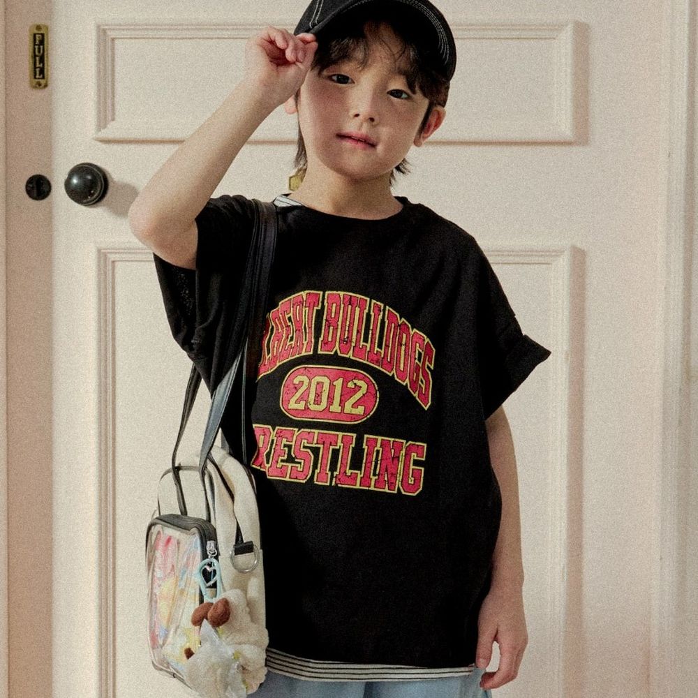 W.S.B. 純棉短袖上衣-美式復古文字印-黑