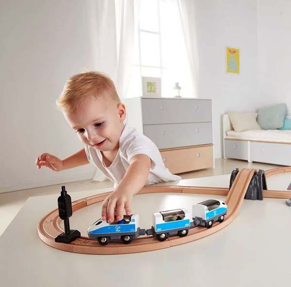 超酷太陽能車／高鐵車站加入！❤ 德國 Hape 軌道車 ❤ 車車控最愛豪華軌道