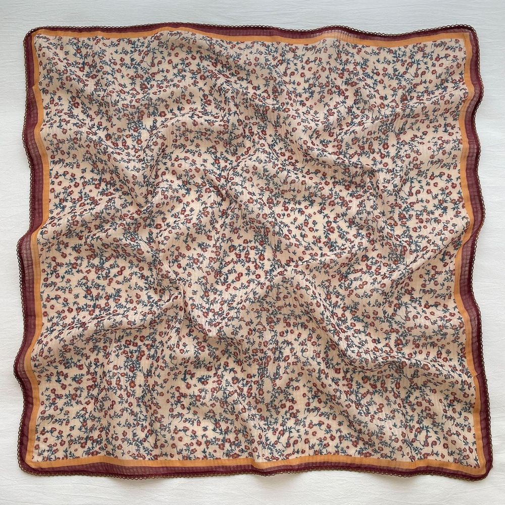 法式棉麻披肩方巾-清新小碎花-米色 (90x90cm)