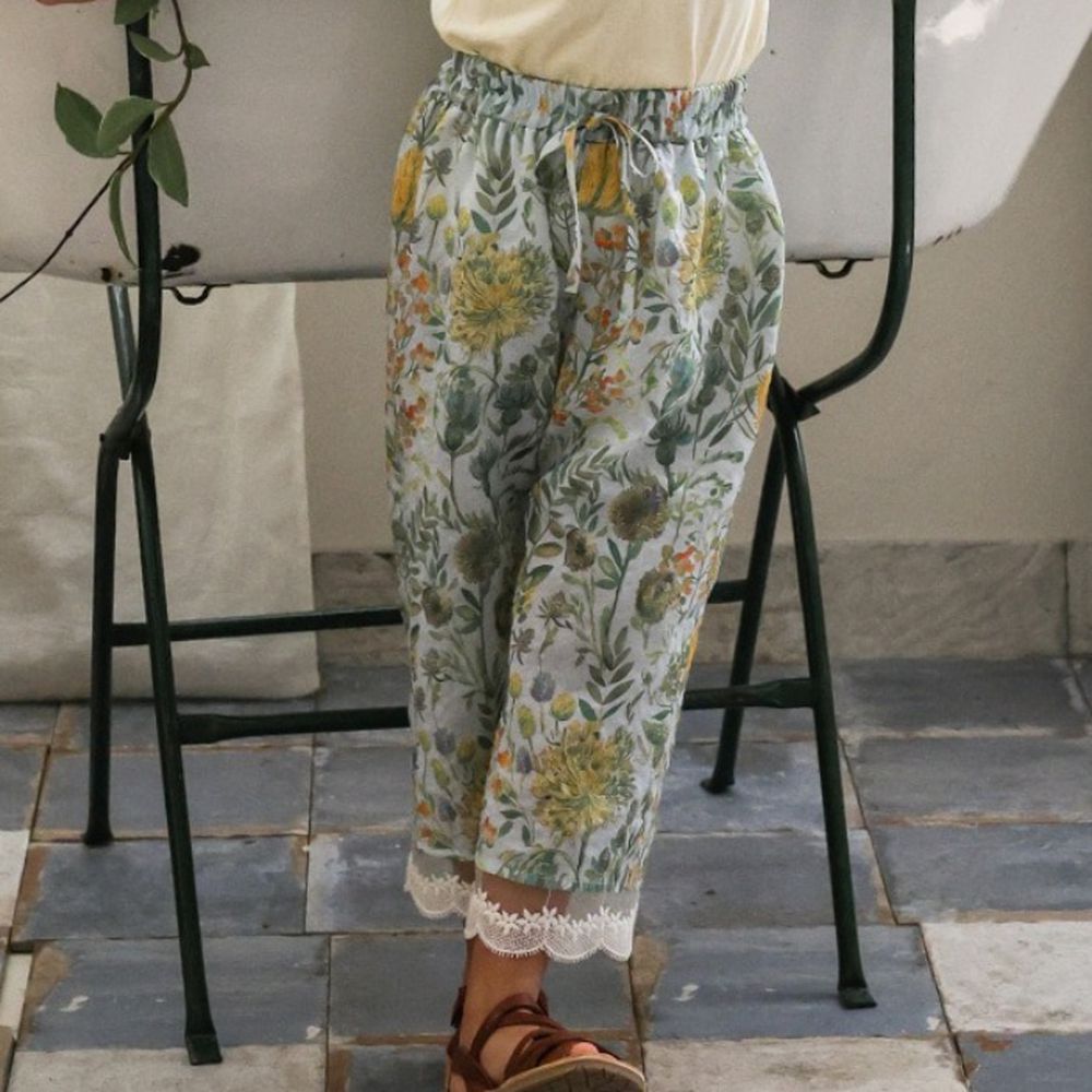 Puellaflo 鬆緊腰花園圖案蕾絲拼接長褲-綠花X淺藍