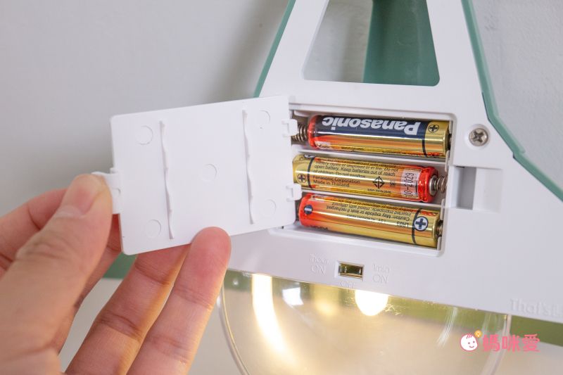 日本 TOYO CASE - LED 感應夜燈壁飾-吊燈系列-灰 (約24x6x18cm)