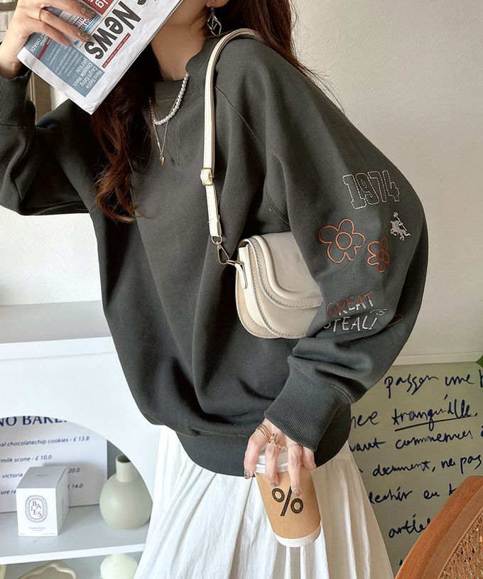 日本 Classical Elf - 俏皮塗鴉裏起毛長袖上衣-米灰