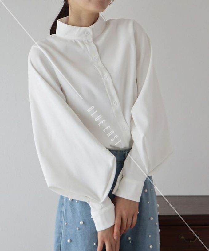 日本 BLUE EAST - 知性小立領澎澎氣球袖襯衫-水藍