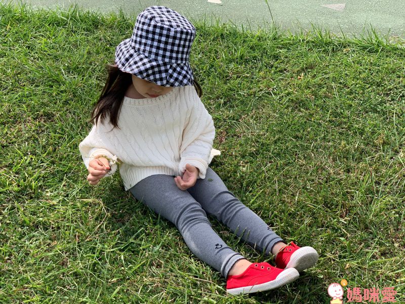 FANMOU - 七分內搭褲(莫代爾)-蝴蝶結-黑色