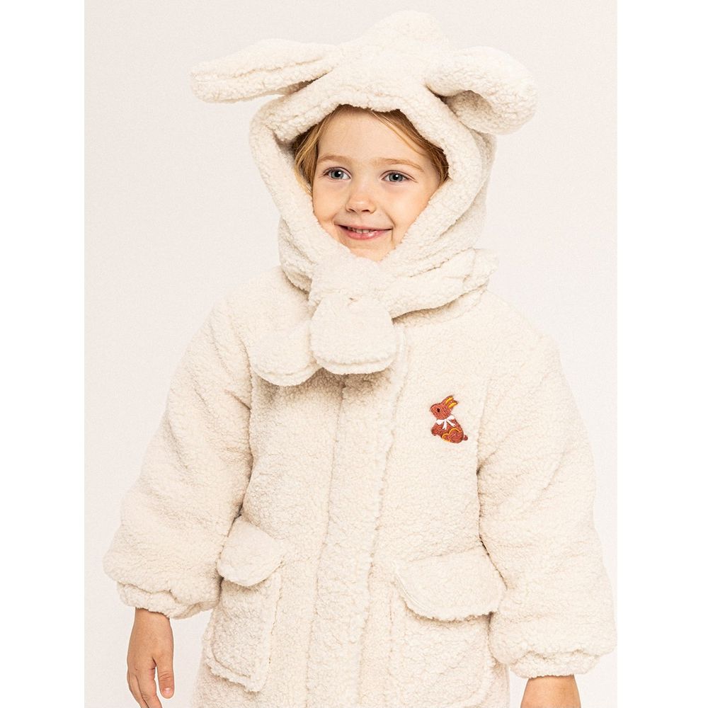 (附帽子)可愛兔兔泰迪絨長版填充外套-米白