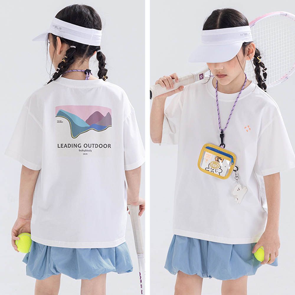 涼感吸濕快乾短袖上衣-後印花-白色