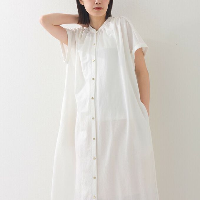 日本 OMNES - 接觸涼感 氣質金釦襯衫式短袖洋裝-海軍藍