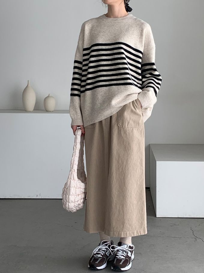 韓國女裝連線 - 條紋點綴寬鬆版型針織上衣-燕麥杏 (FREE)