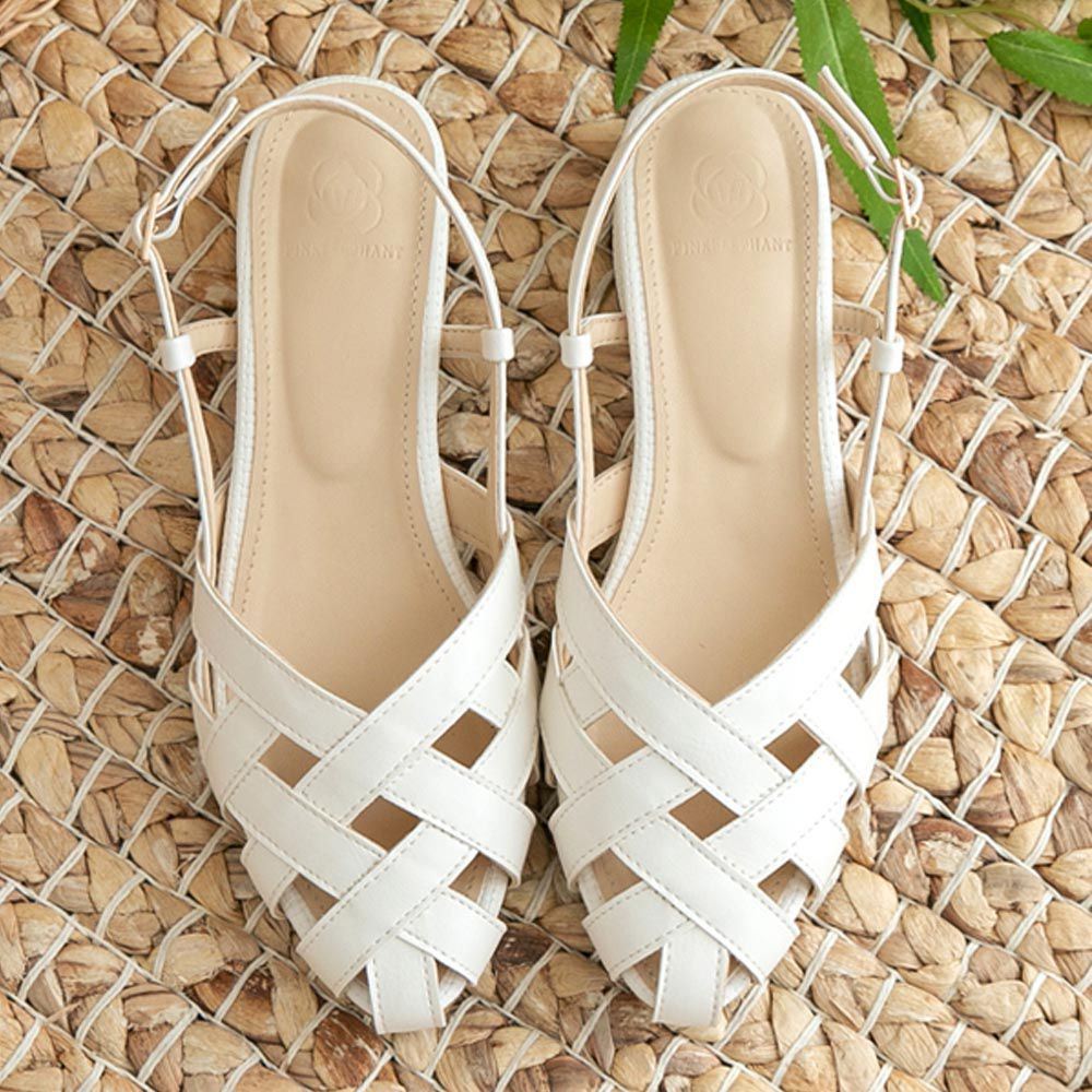 韓國 PINKELEPHANT - 夏日鏤空編織尖頭涼鞋(4cm)-白