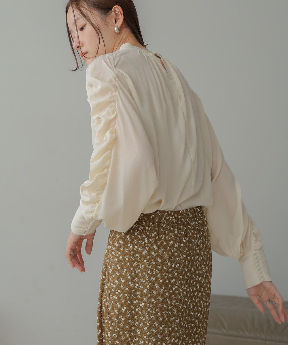 日本 Bab - 嫘縈柔滑抓皺薄長袖上衣-米杏