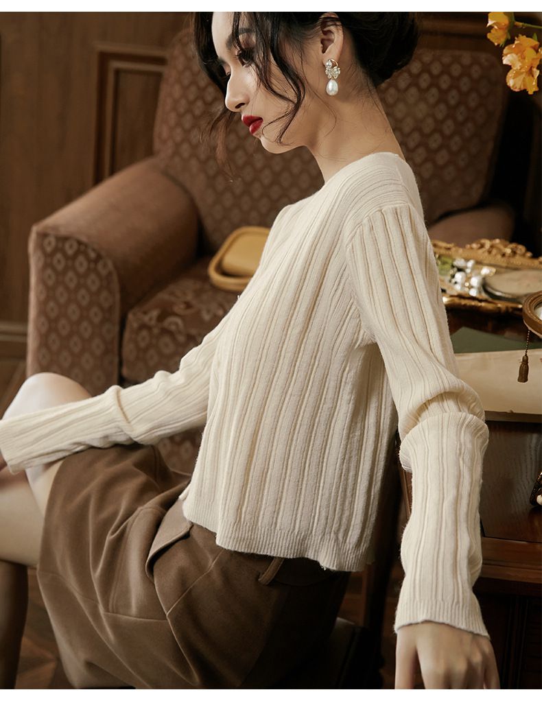 V領綁帶坑條長袖針織上衣-杏色