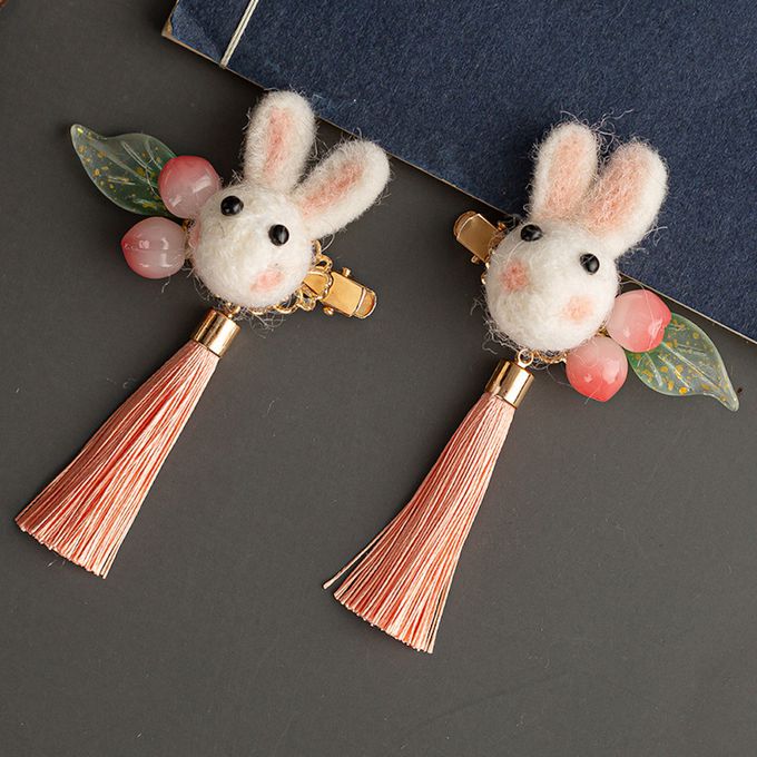 love, charlotte - 精緻手工羊毛氈立體兔子翠葉流蘇髮夾一對