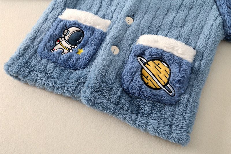 法蘭絨兒童造型長袖睡衣-太空人+星球-藍色
